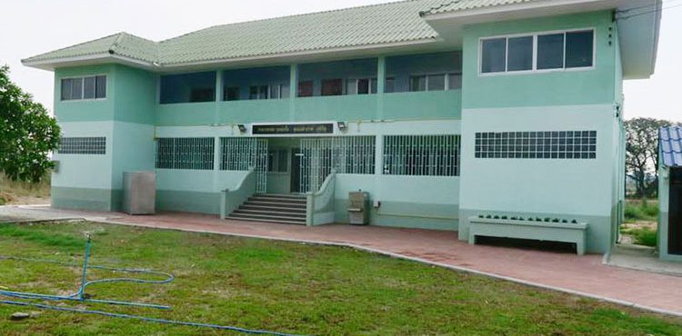 Iceman Charity Project total renovation of Bangsadej House